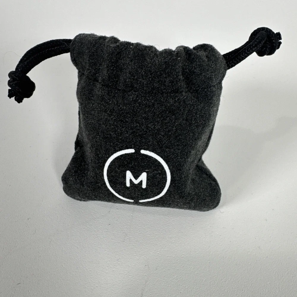Moment M-Series Macro Lens with Storage‎ Pouch 25mm 10x, EUC